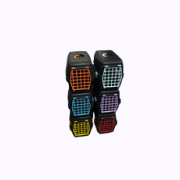 Переноска JOYPET с цветной пластиковой дверью 8 кг 32,5*48*32,5см /CNR-102B/